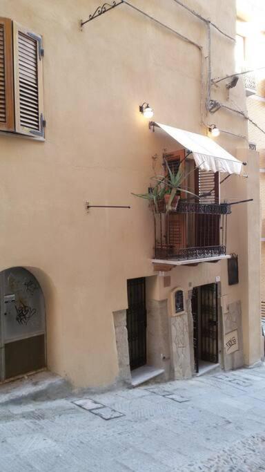 Cagliari Centro Apartment Bagian luar foto